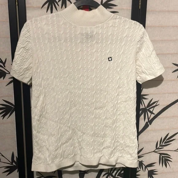 Chase Bank cream short sleeve sweater - Picture 1 of 3